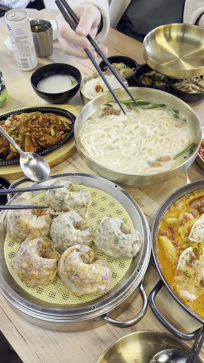 서울교자 Seoul Noodle & Dumpling Photo 2