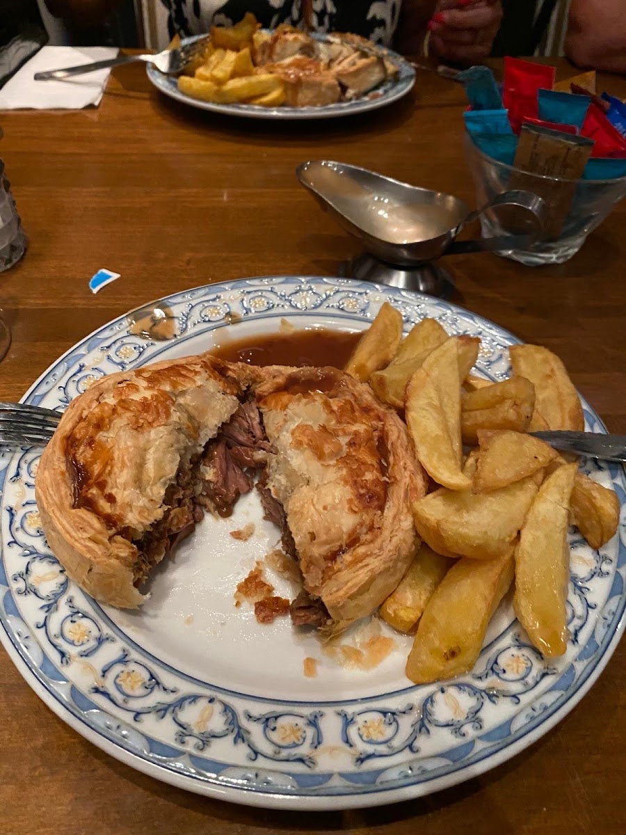 Campbell's Bar & Restaurant Photo 3