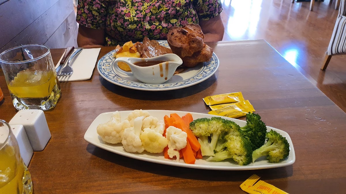 Campbell's Bar & Restaurant Photo 6