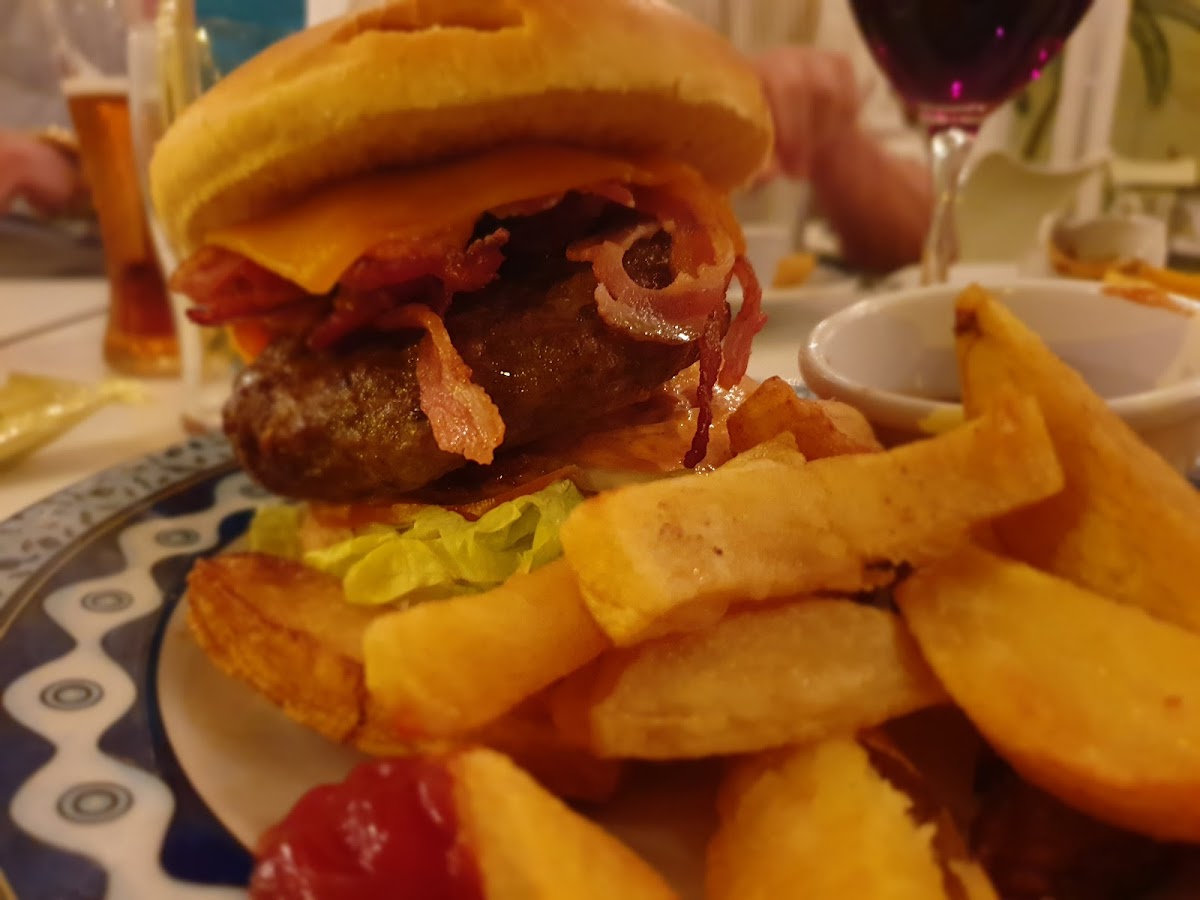 Campbell's Bar & Restaurant Photo 8