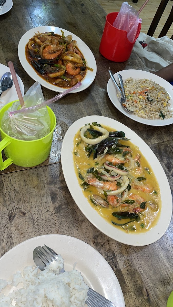 D'MIZIEE WARONG Photo 9