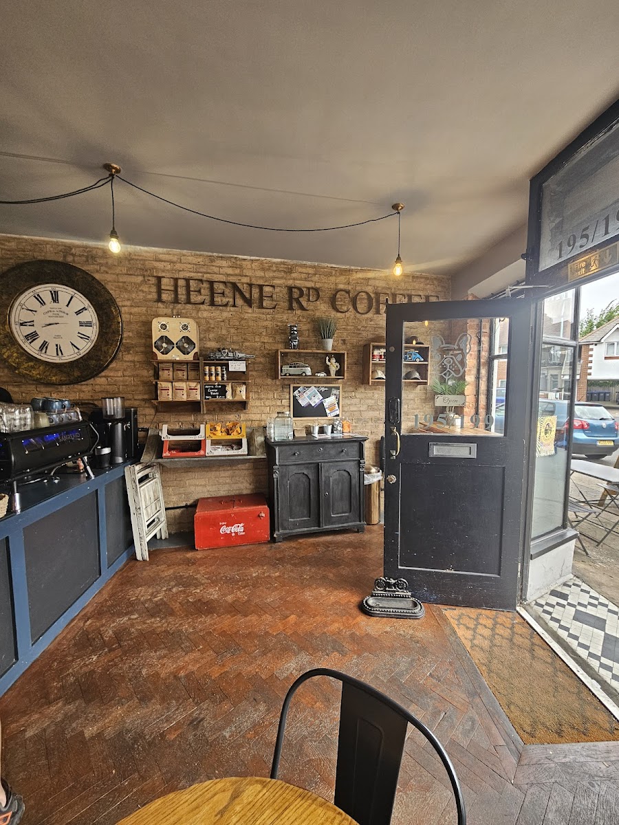 Heene Road Coffee Photo 4