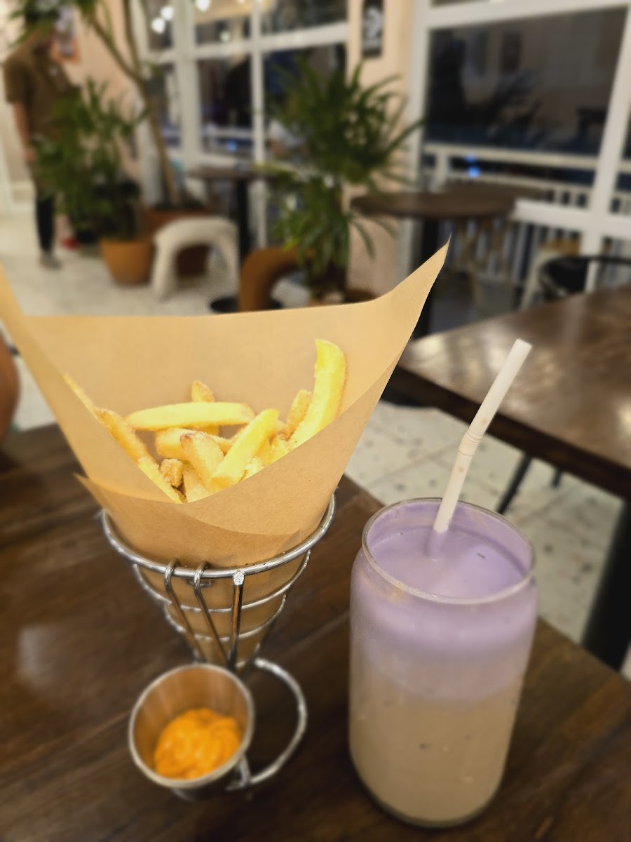 Toyo Café Photo 7
