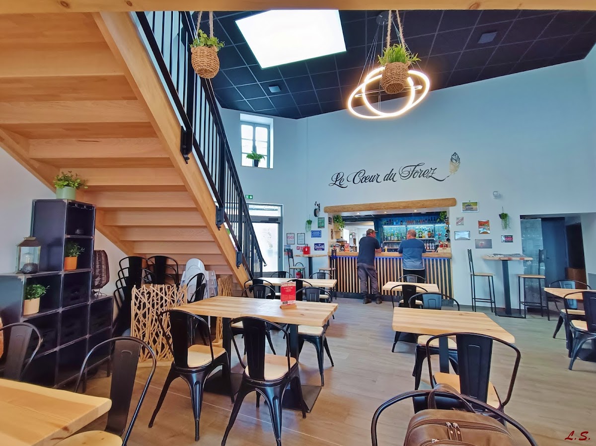 Le Cœur Du Forez restaurant bar épicerie Photo 7