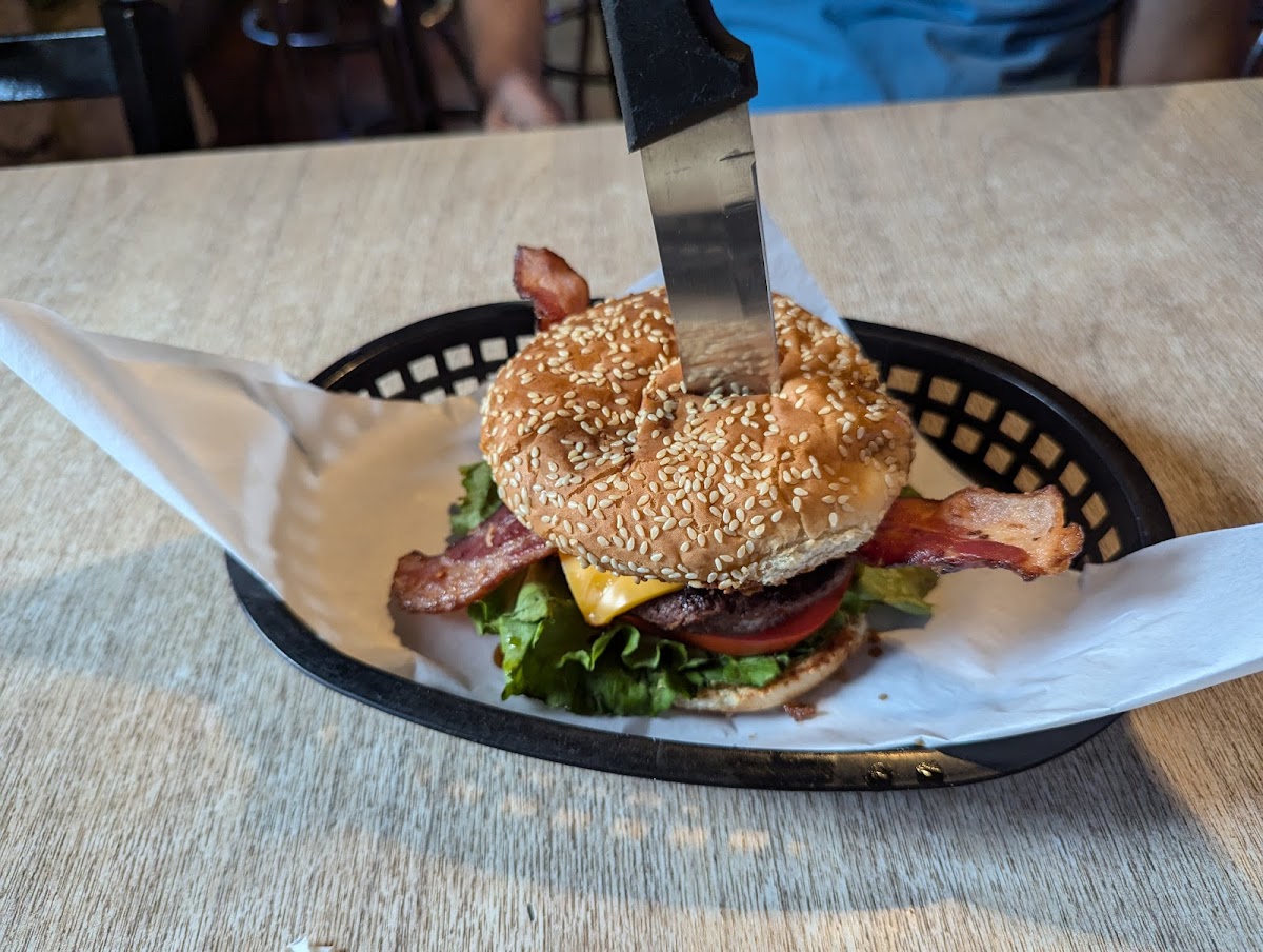 Kallans Bar & Grill Photo 4