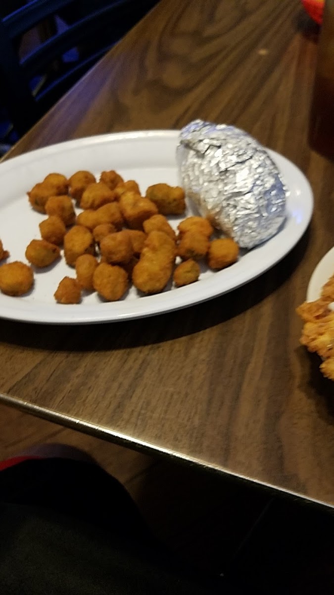 Buck's Steaks & Bar-B-Que Photo 8