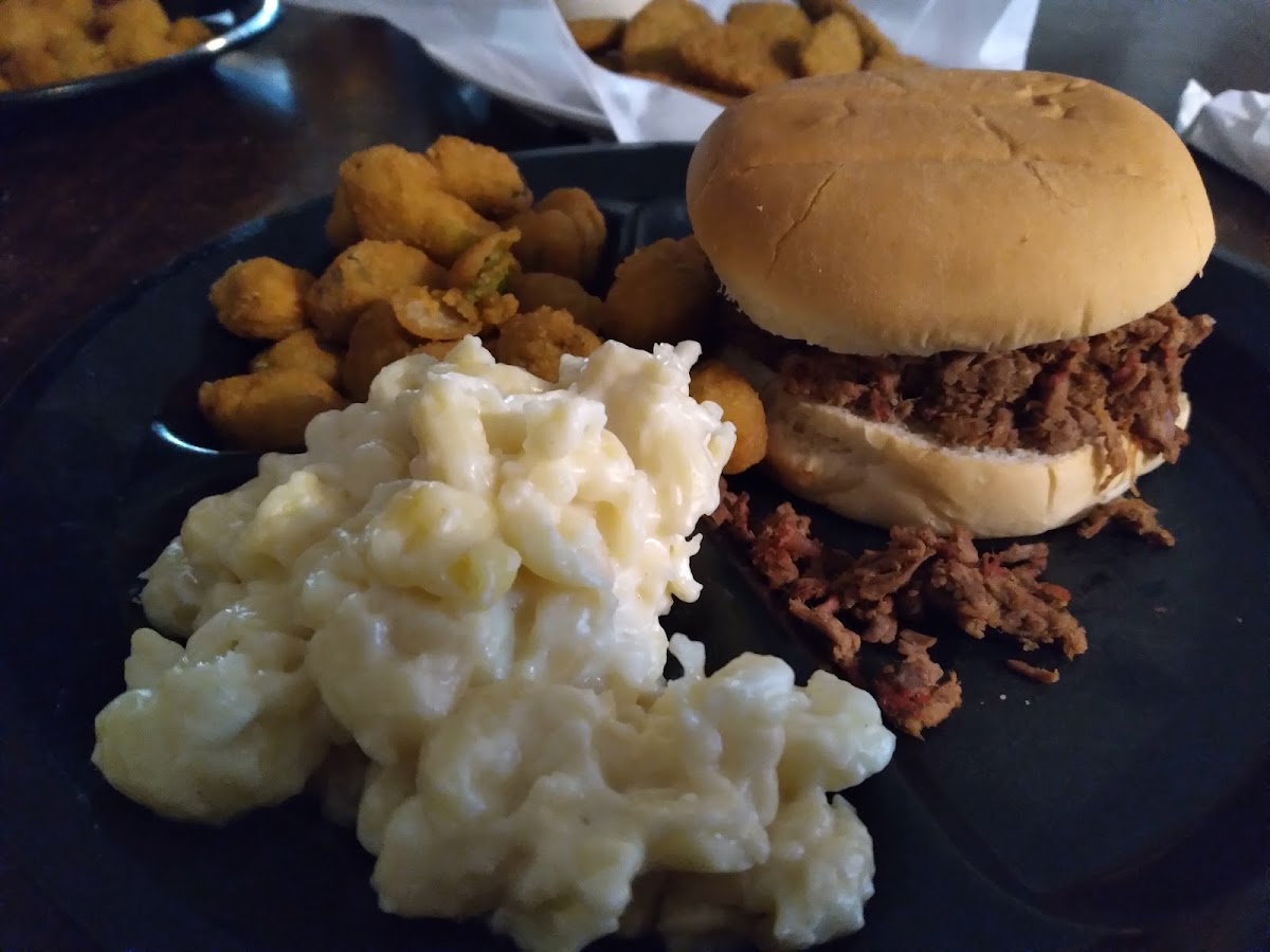 Buck's Steaks & Bar-B-Que Photo 9