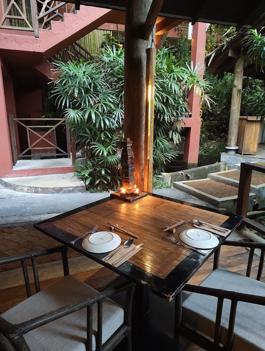 Tamarind Springs Photo 3