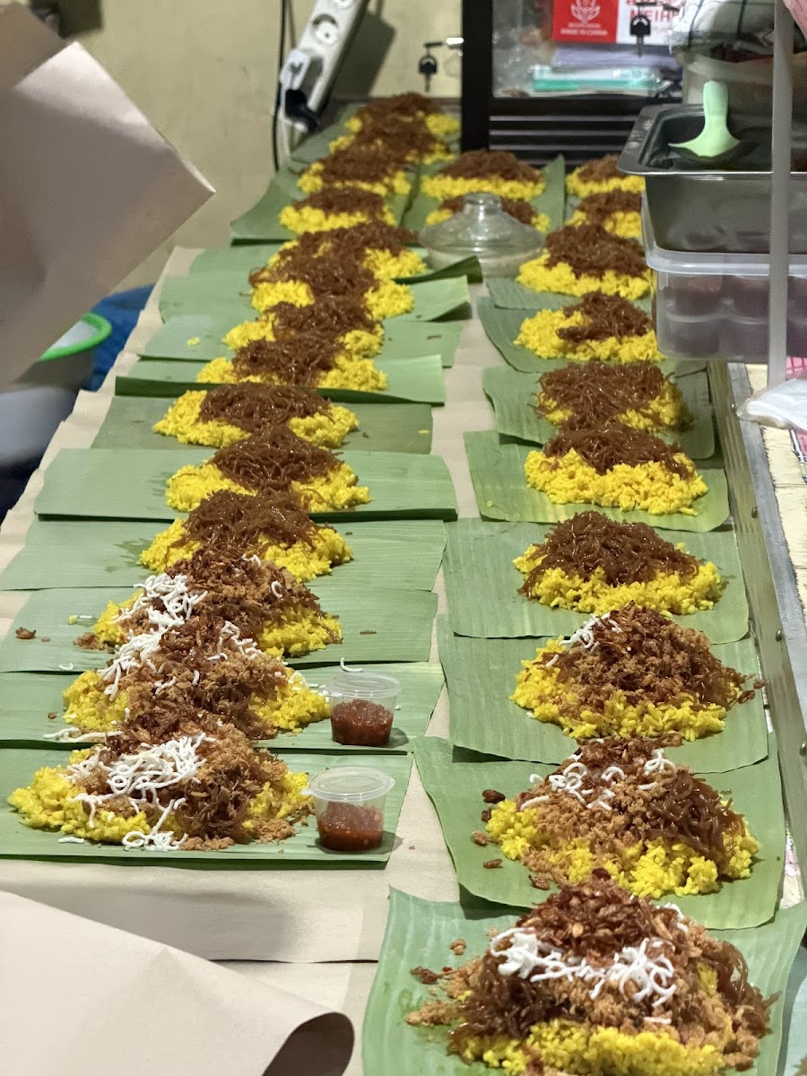 Nasi Kuning Ci' Hoa Photo 4