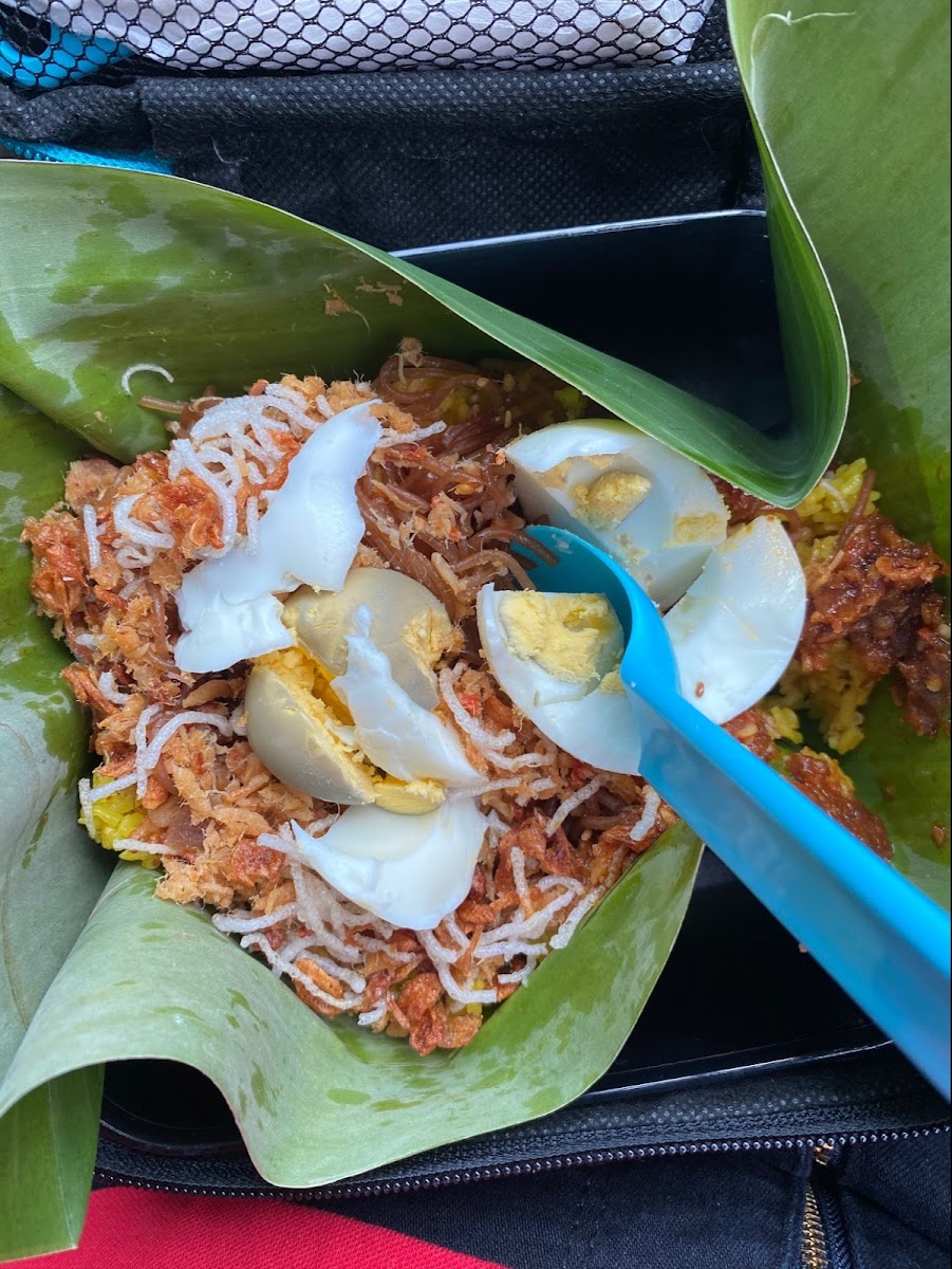 Nasi Kuning Ci' Hoa Photo 7