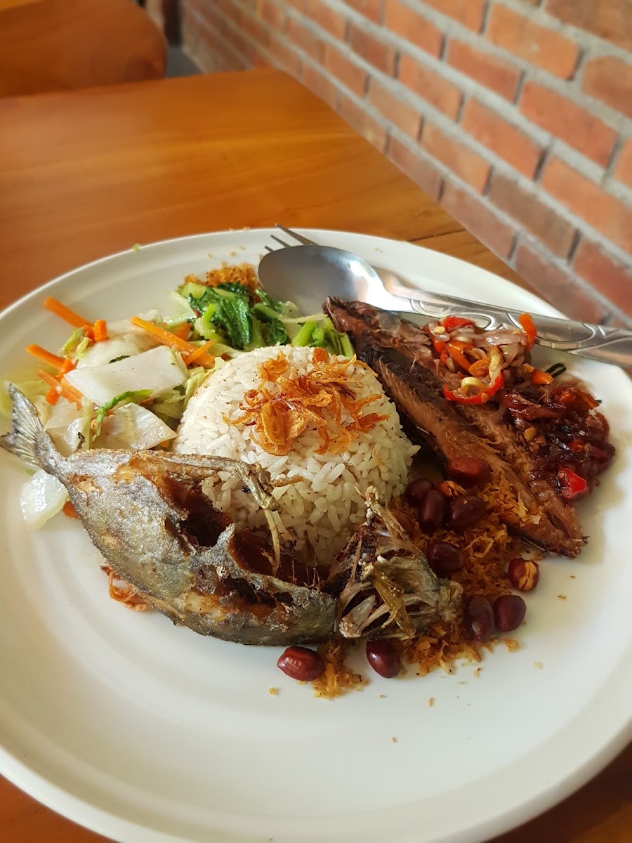 O’sea Coffee and Eatery Photo 9