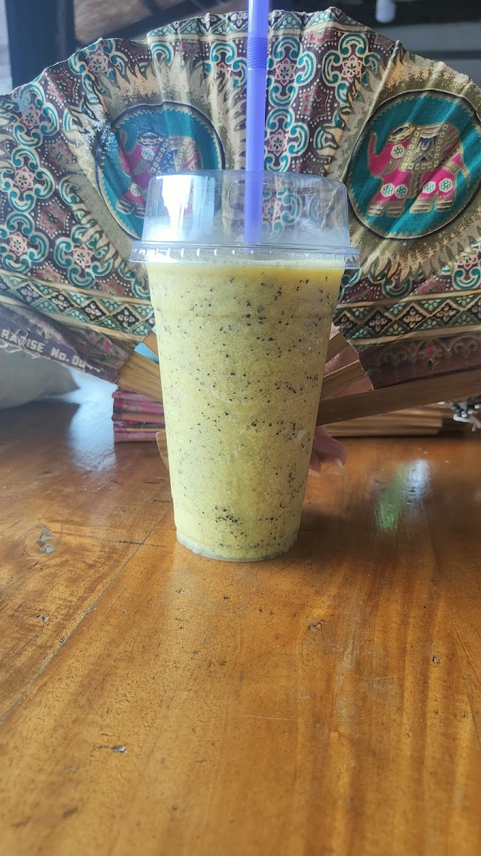 Mama & Papa Fruit Shake Photo 6
