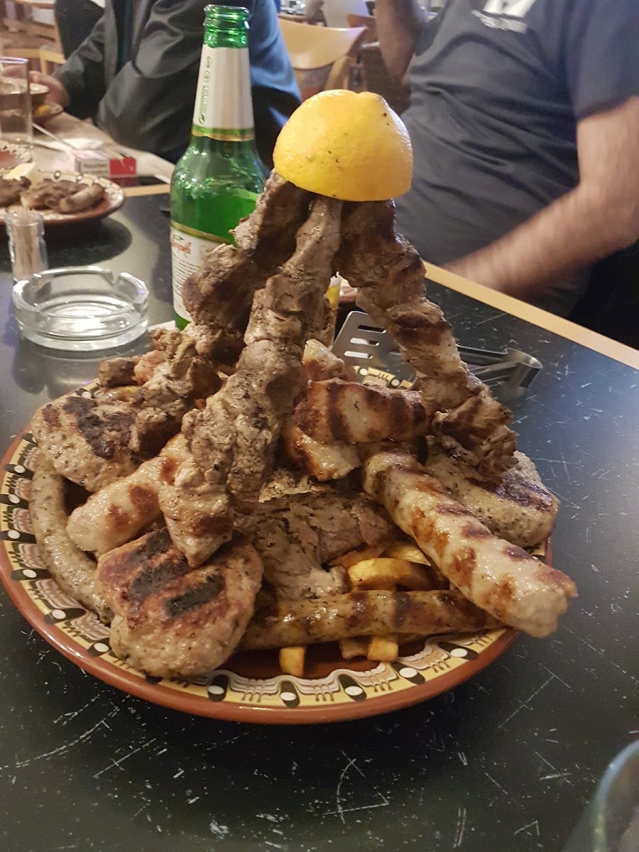 Bulgarisches Restaurant Rebeka Photo 8
