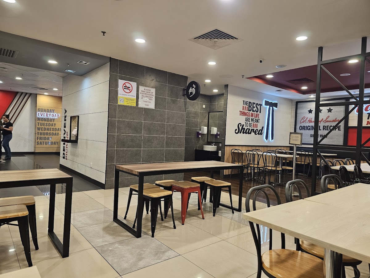 KFC Plaza Merdeka Photo 3