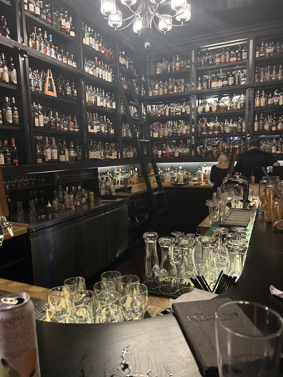 The Dam Pub Gastropub & Whisky Bar Photo 3