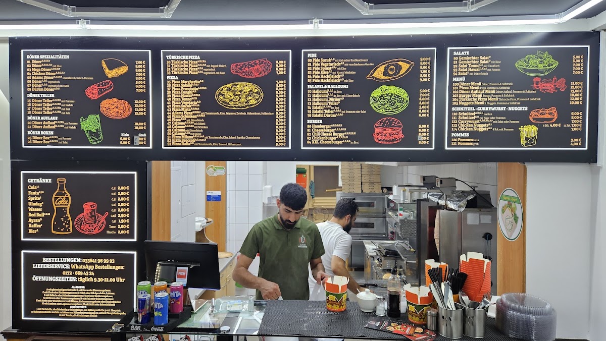 Adams Grillhaus Photo 4