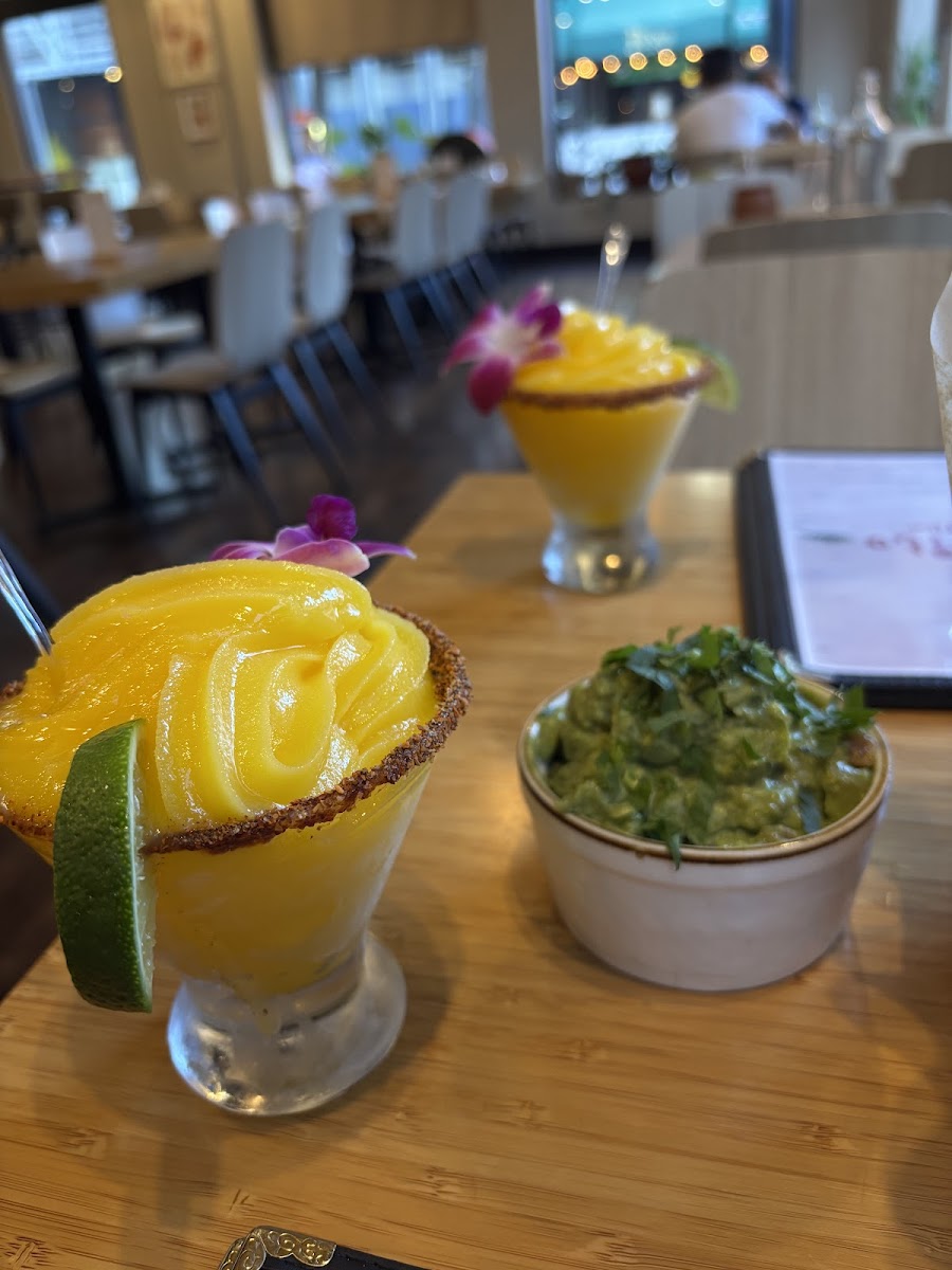 El Cantarito Restaurant & Bar Photo 4