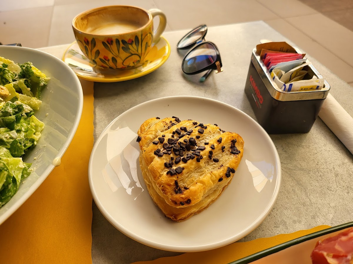 Amore Caffe Boca gelateria ( ice cream ) Photo 8