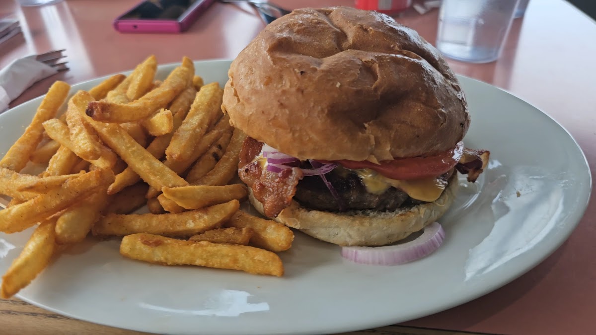 Teena Family Restaurant Photo 2