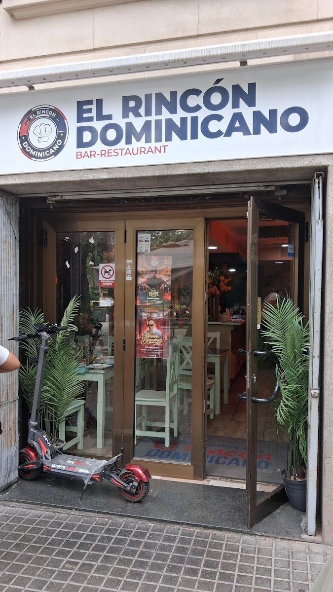 El Rincon Dominicano Bcn Photo 3