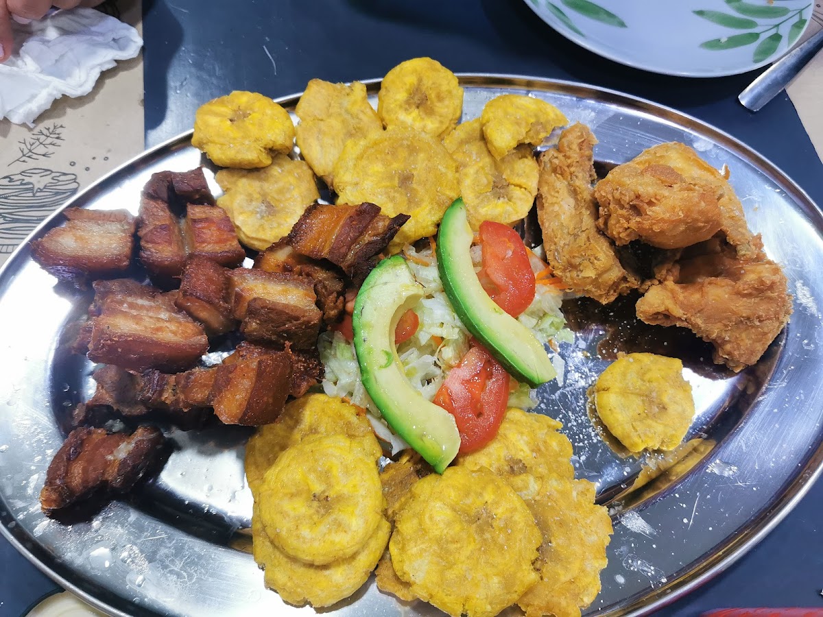 El Rincon Dominicano Bcn Photo 5
