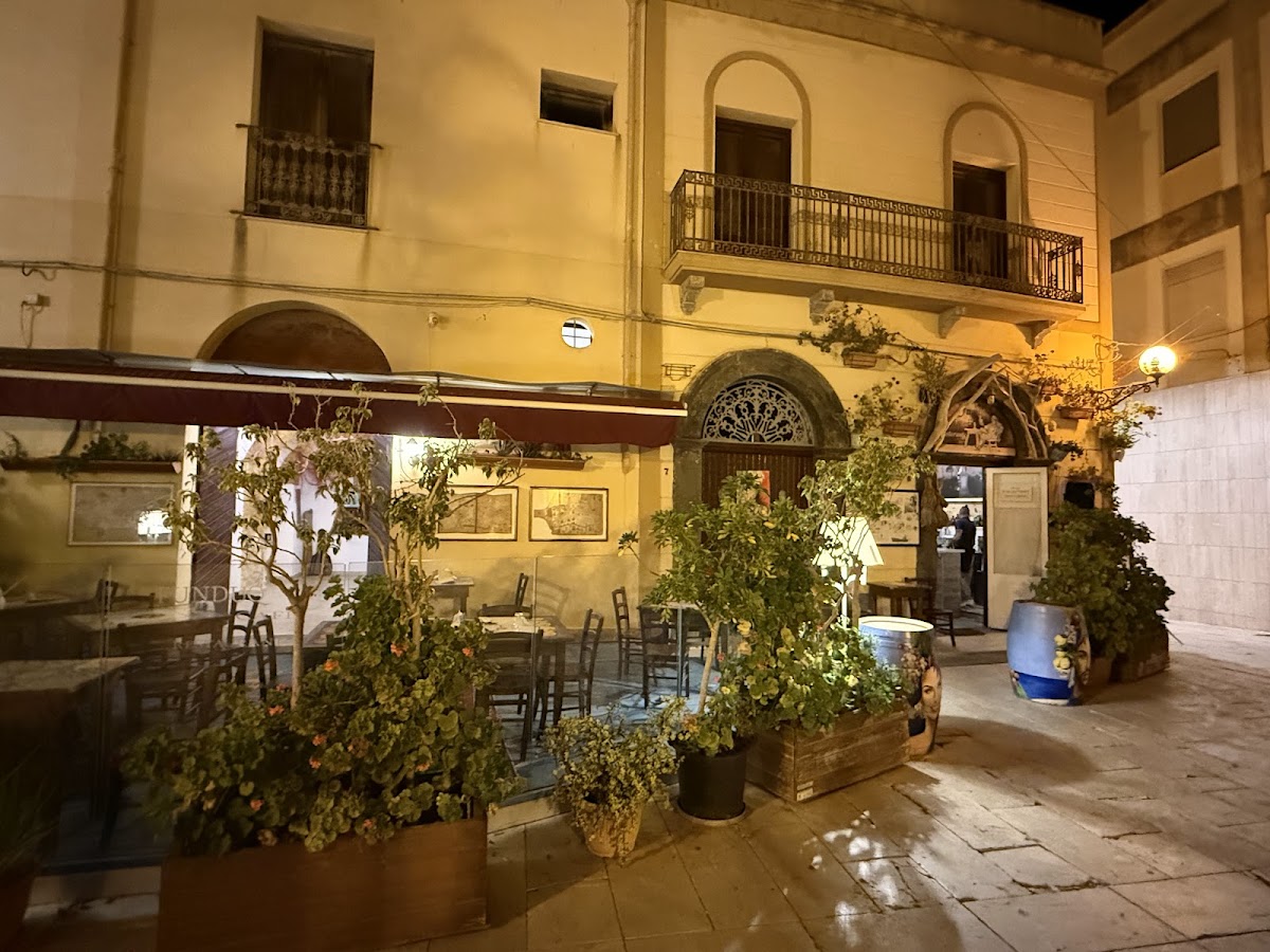Cafè Funduq Restaurant Photo 4