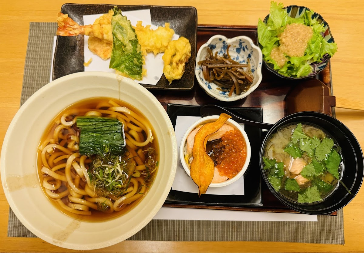 Sushi Kawana Photo 3