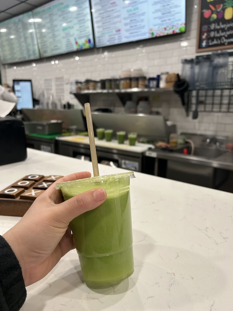 Lulu's Organic Juice Bar Wantagh Photo 4