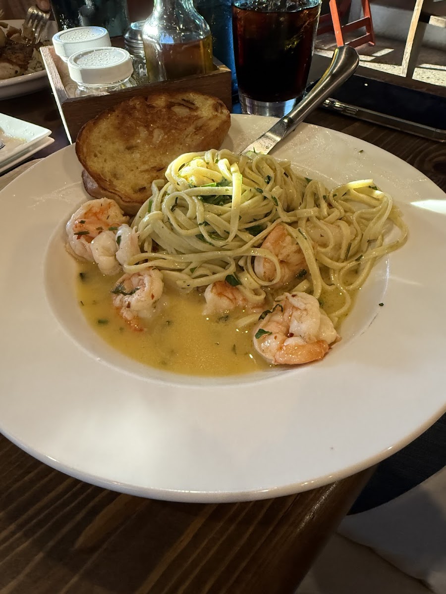 Bluewater Bistro & Pizzeria Photo 4