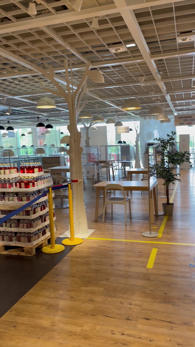 Puzzles Café & Gelateria Photo 2