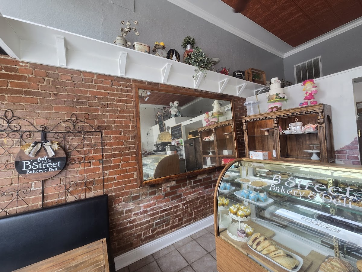 B Street Bakery and Deli Photo 2