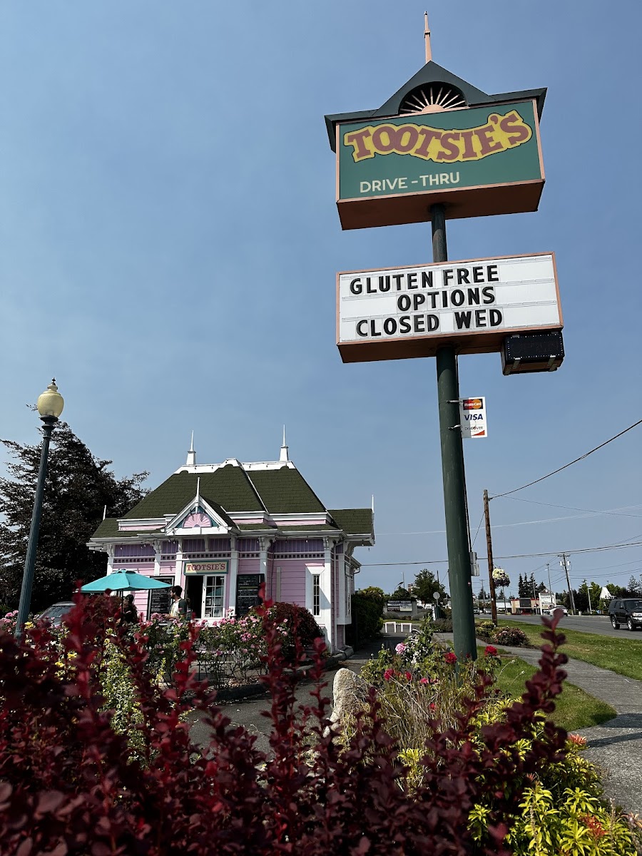 Tootsie's Photo 4