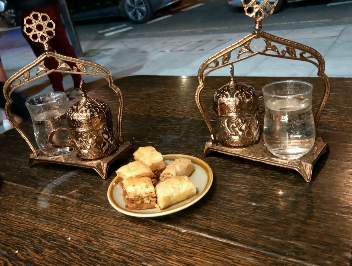 Dama Rose cafe Photo 7