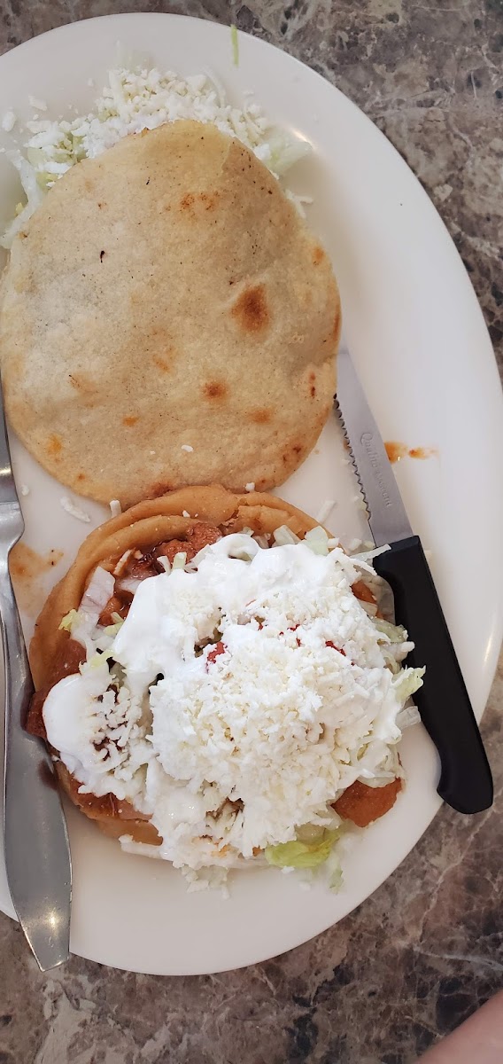 Salinas Authentic Mexican Food & Taqueria Photo 7