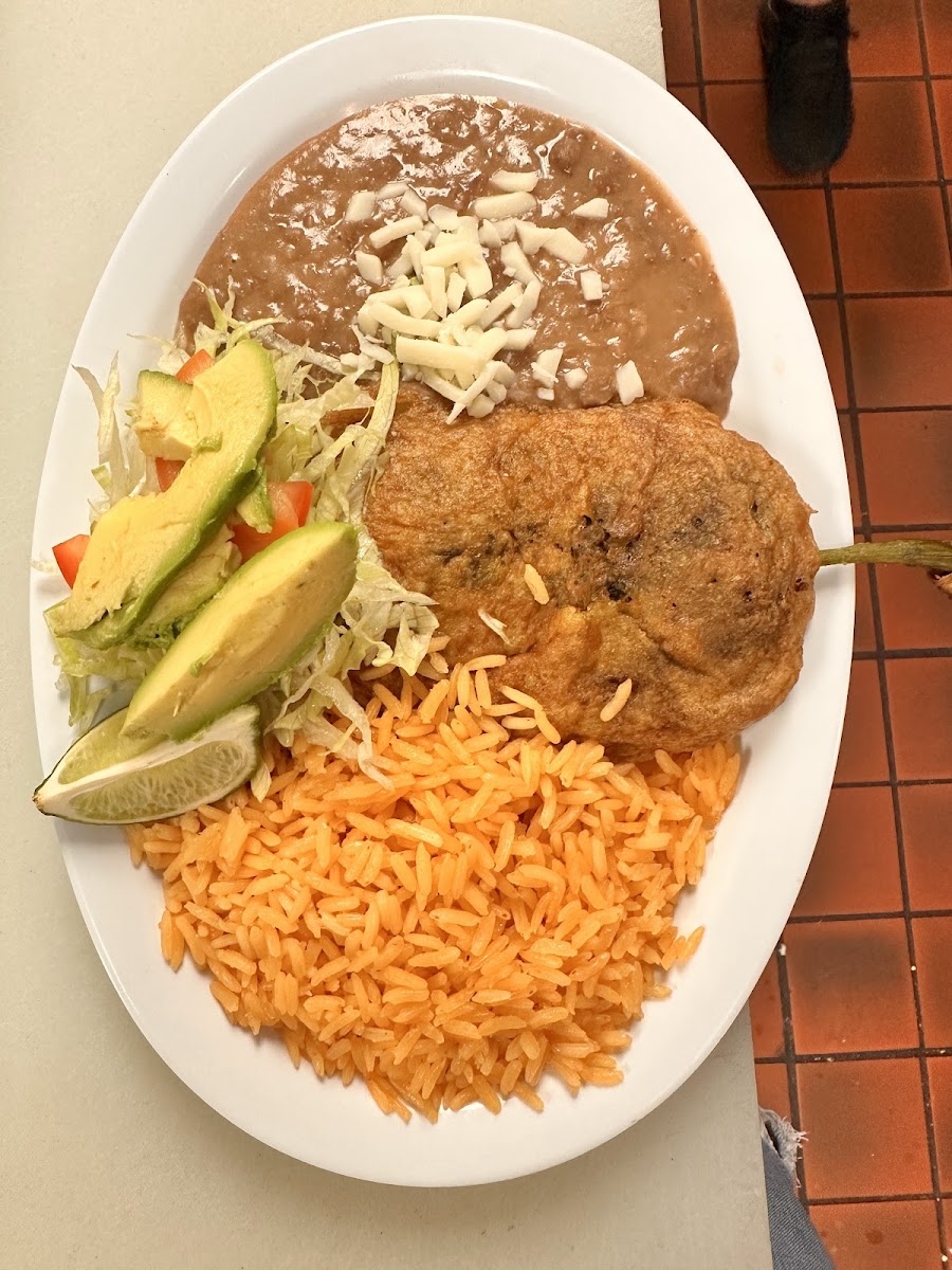 Salinas Authentic Mexican Food & Taqueria Photo 8