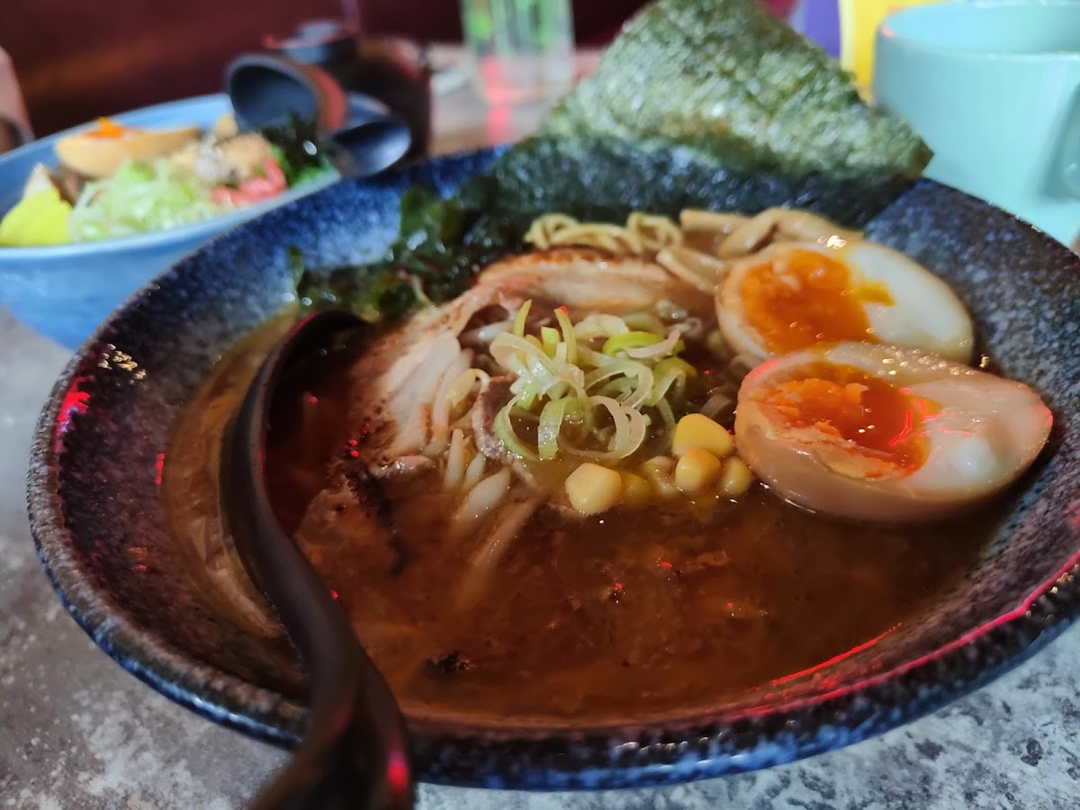 Mad Ramen Bar Photo 7