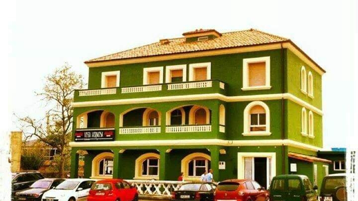 Bar Vista Hermosa Photo 3