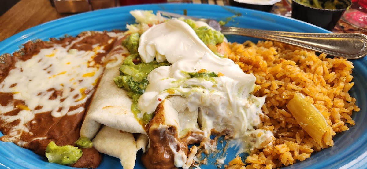Los Arcos Mexican Restaurant Photo 2