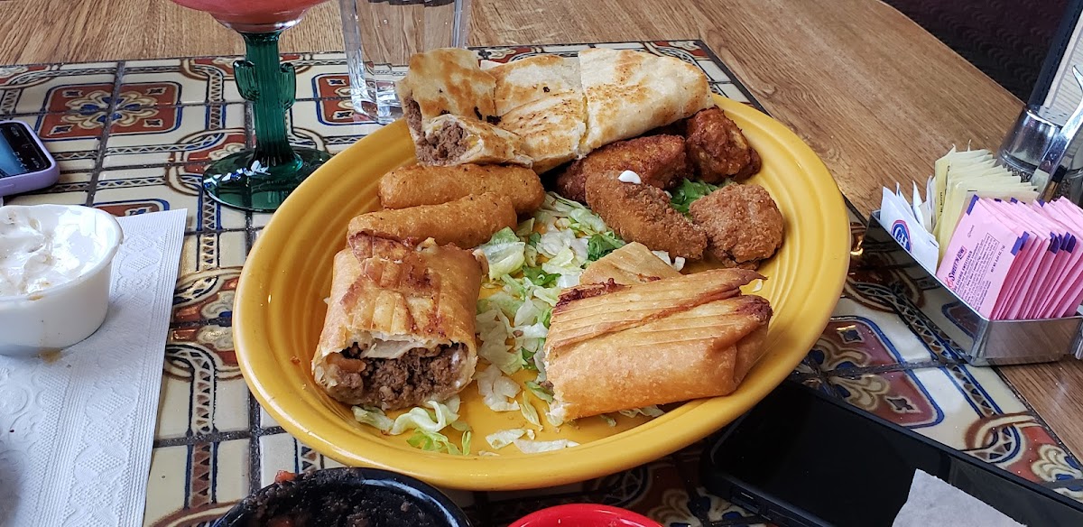Los Arcos Mexican Restaurant Photo 9