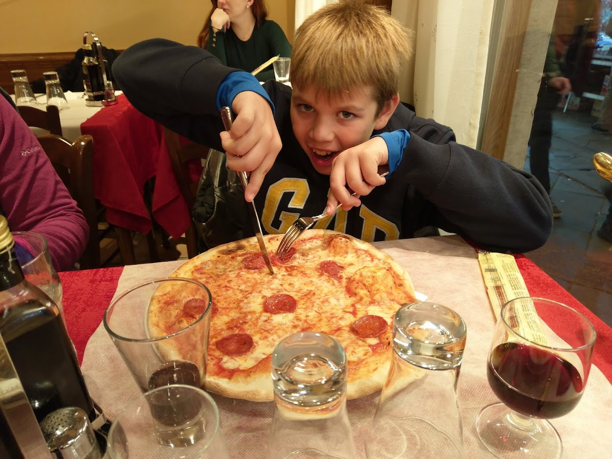 Fried Land/ fresh pasta to go Photo 8