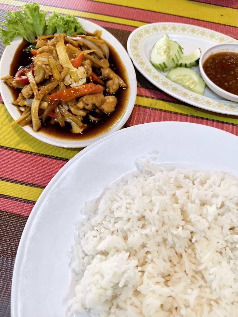 Seri Chendering Seafood Photo 2