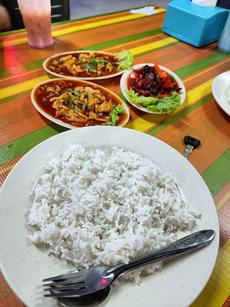 Seri Chendering Seafood Photo 6