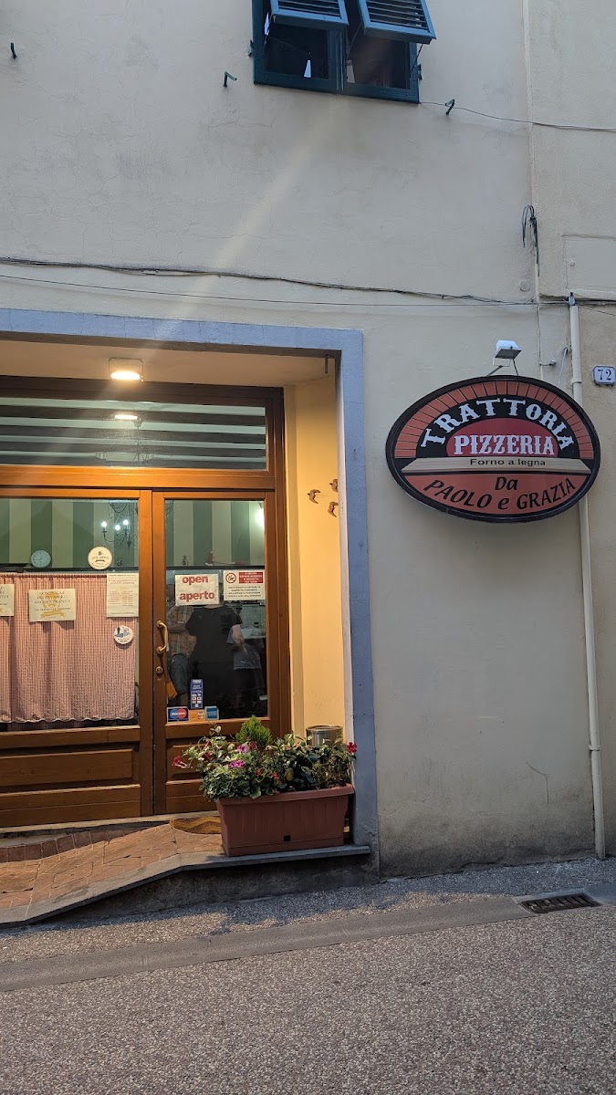 Trattoria Pizzeria Paolo e Grazia Photo 3