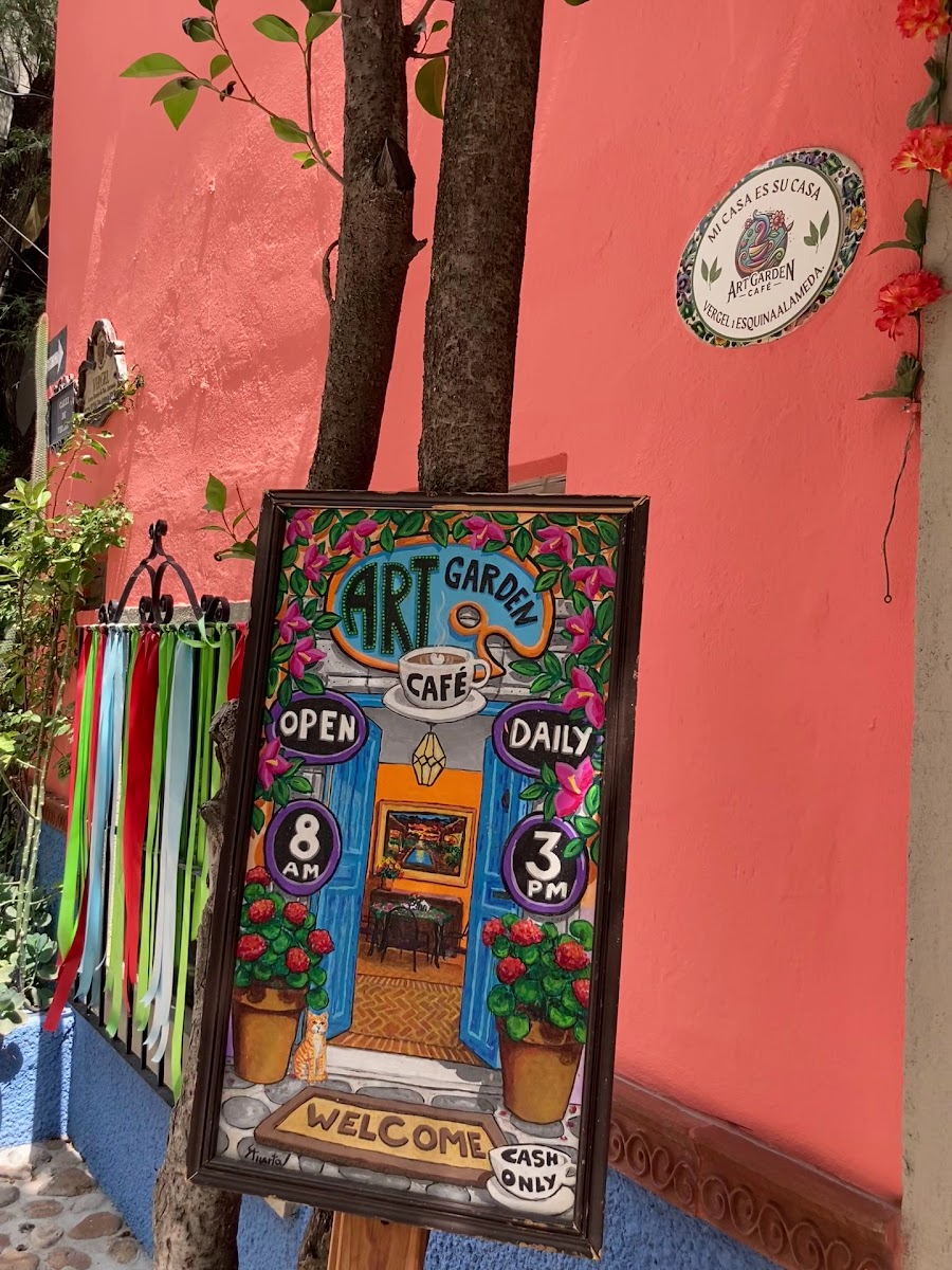 Art Garden Cafe Photo 2