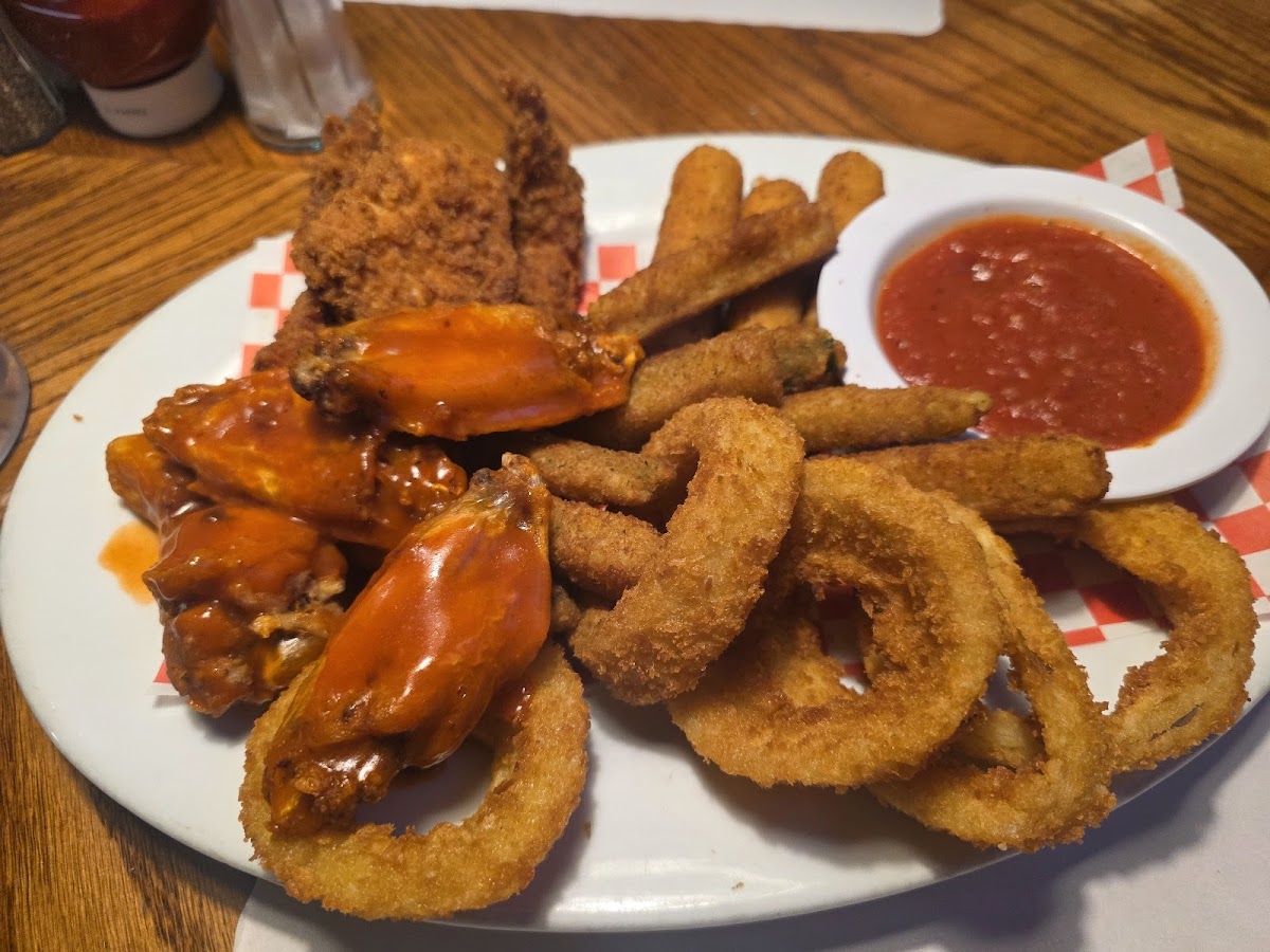 Ozzie's Diner Photo 4