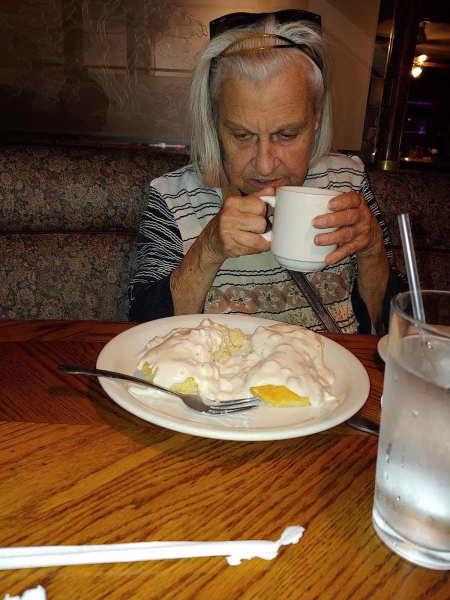 Ozzie's Diner Photo 5