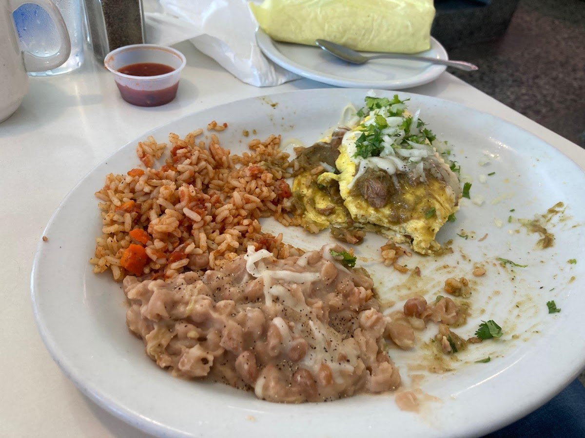 Ozzie's Diner Photo 9