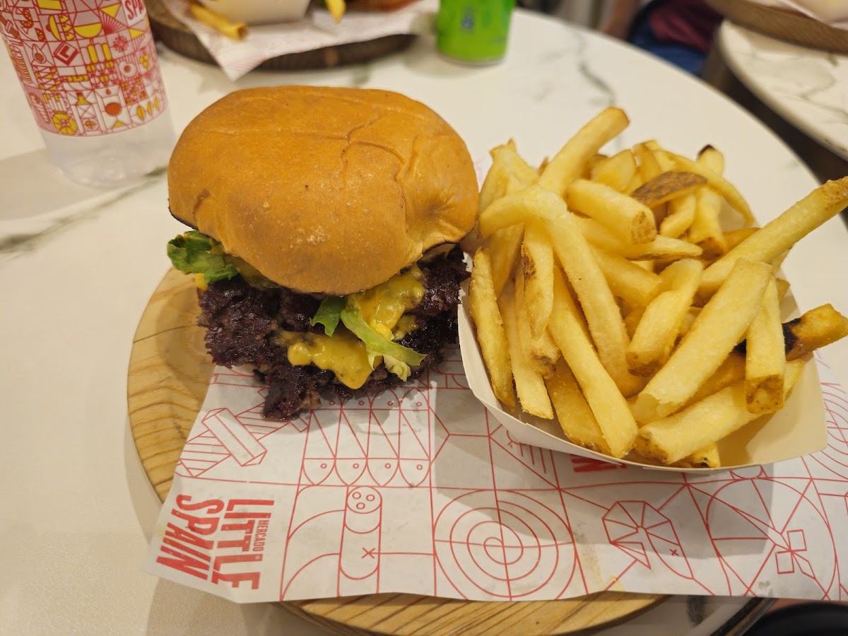 Mr. Lopez Burgers & Bikinis Photo 8