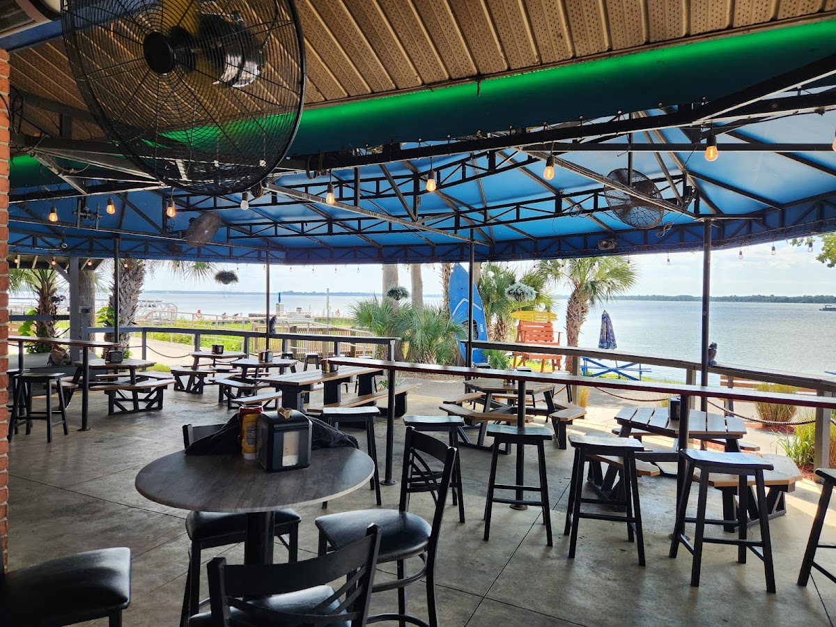 Kalua Beach Bar Photo 4