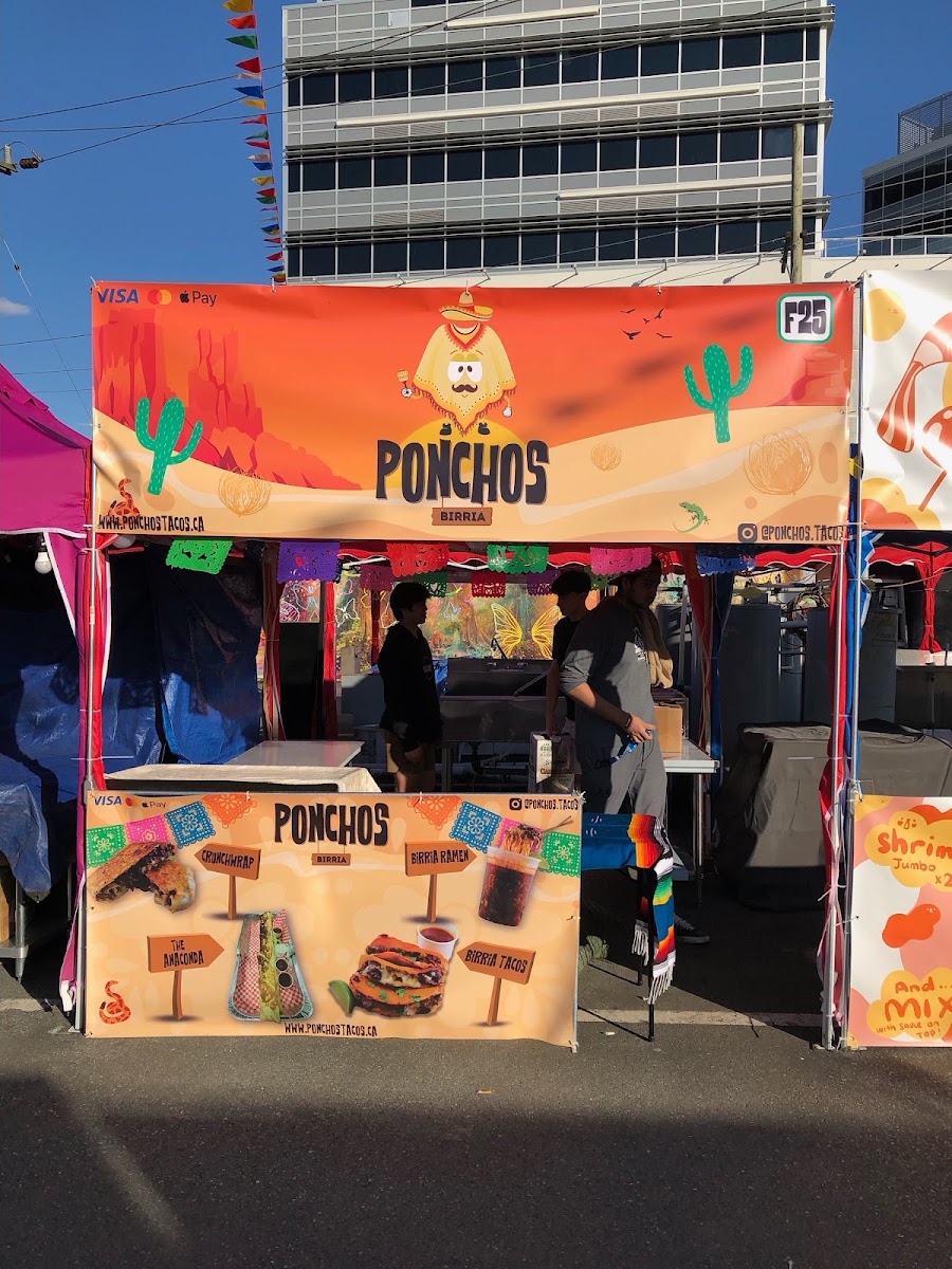 ponchos tacos Photo 1